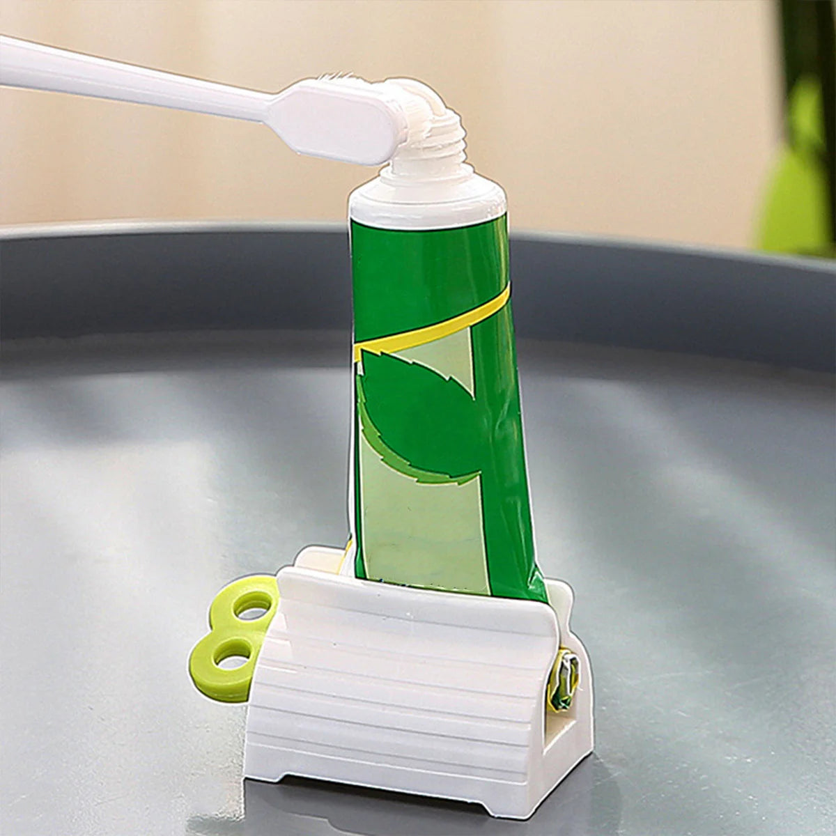 Toothpaste Tube Squeezer – Effortless & Mess-Free Dispensing